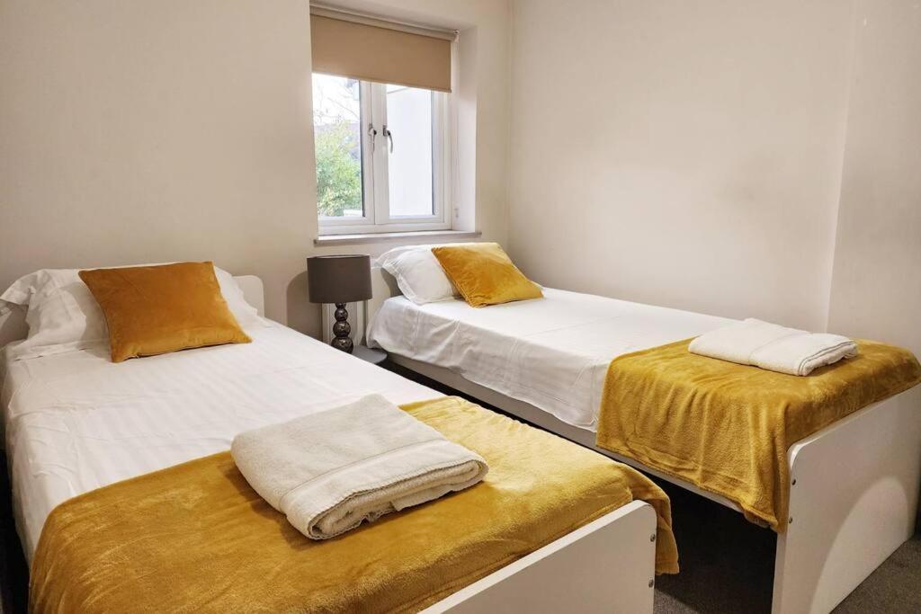Horizon House, Luxury 2-Bedroom Flat 3 อ็อกซ์ฟอร์ด ภายนอก รูปภาพ
